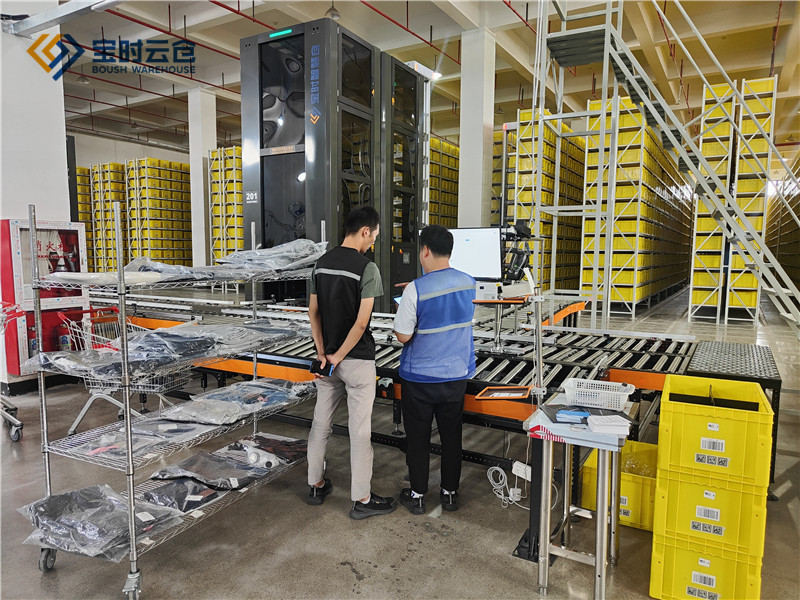 服裝電商倉儲-智能存儲區(qū) 服裝電商倉儲-智能存儲區(qū)